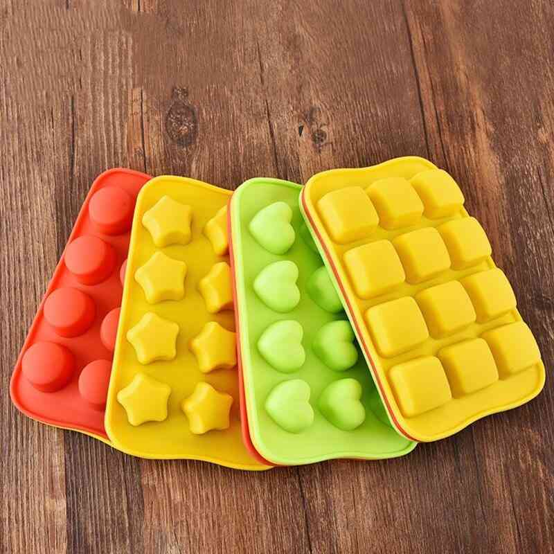 12 Chocolate Molds Gummy Molds Silicone - Candy Mold And Silicone Ice Cube Tray Nonstick Including Hearts, Stars, Shells