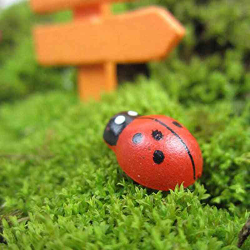 Ladybug Fairy Figurine Miniature Garden Ornament, Dollhouse, Home Office Decoration