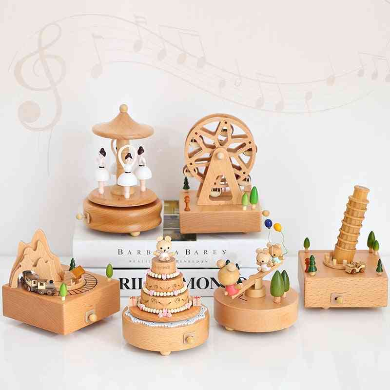 Stylish Engraved Musical Wooden Boxes Clockwork Craft For Birthday, Home Decoration