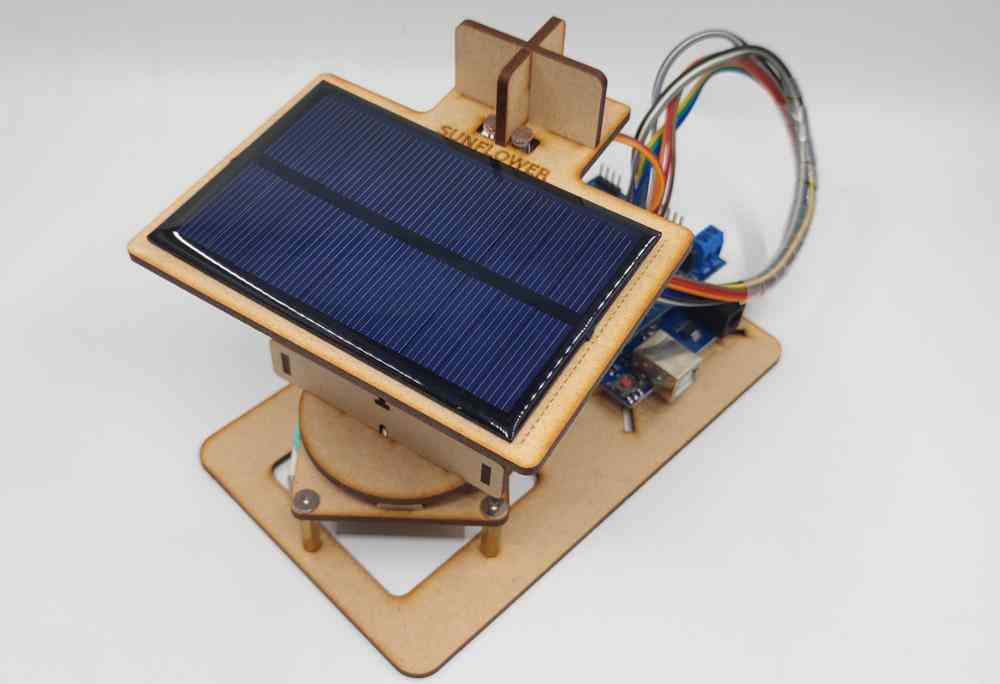 Arduino Intelligent Solar Tracking Equipment - Stem Programming Parts