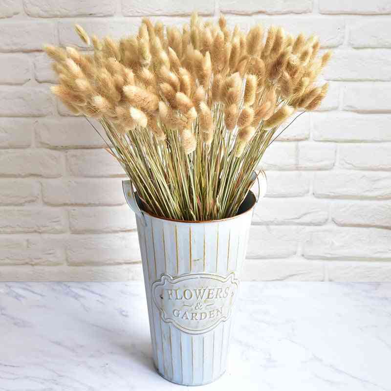 Ovatus bouquet di fiori secchi naturali, per decorazioni pasquali in casa