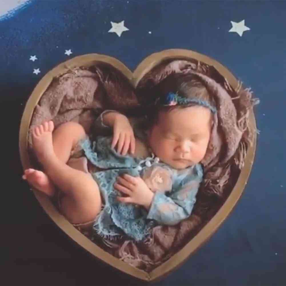 новородено бебе фотография любов форма легло подпори малка дървена снимка подпори креватче за бебета момчета момичета