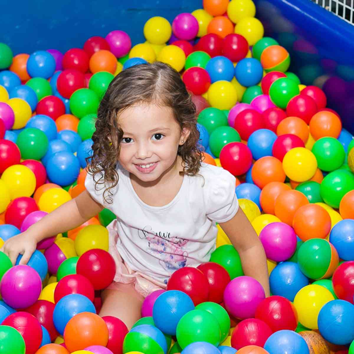 100 бр. 4 см цветове бебешки пластмасови топки - воден басейн океанска вълна топка, деца плуване яма с баскетбол обръч игра къща на открито палатки играчка (4 см)