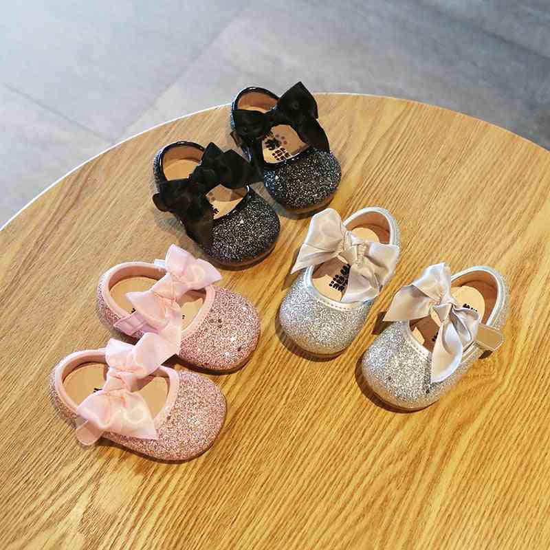 Lentejuelas, zapatos princesa de piel antideslizantes para bebé