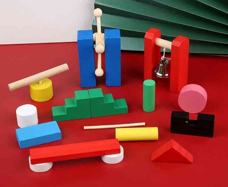 Fa tábla készlet, építőelemek alakú oktatási játék