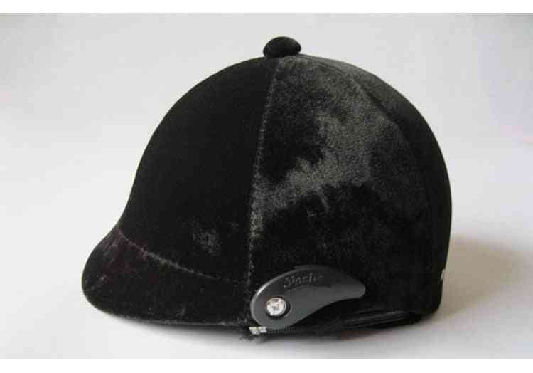 Jahalna čelada, klasična žametna zaščitna kapa