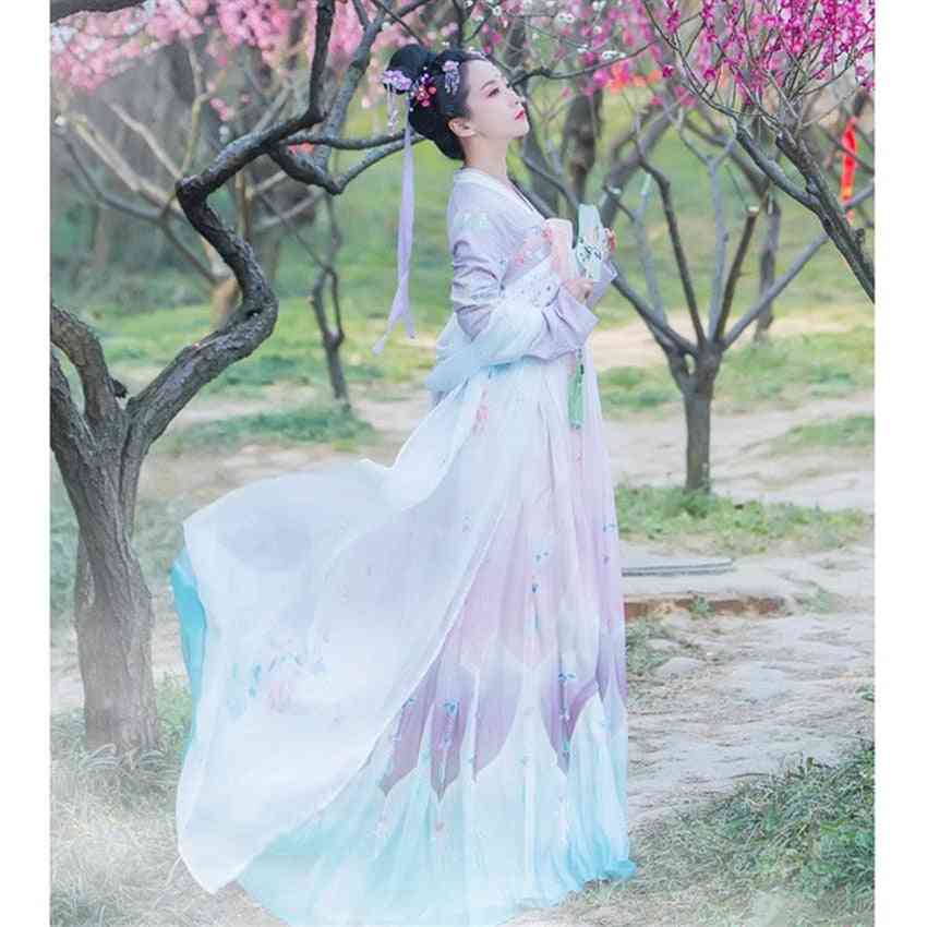 žena hanfu výšivka orientálna tanga starodávna fotografia šaty