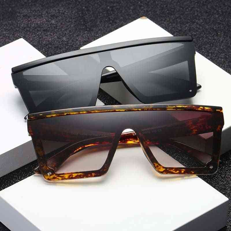Sunčane naočale s ravnim vrhom, kvadratne, nijanse gradijentno hladan dizajn za mmen