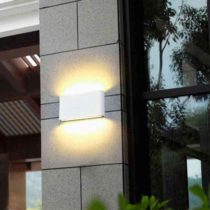 Modern Waterproof Outdoor 12w Led Wall Lamp, Ip65 Aluminum Up And Down Garden Decoration