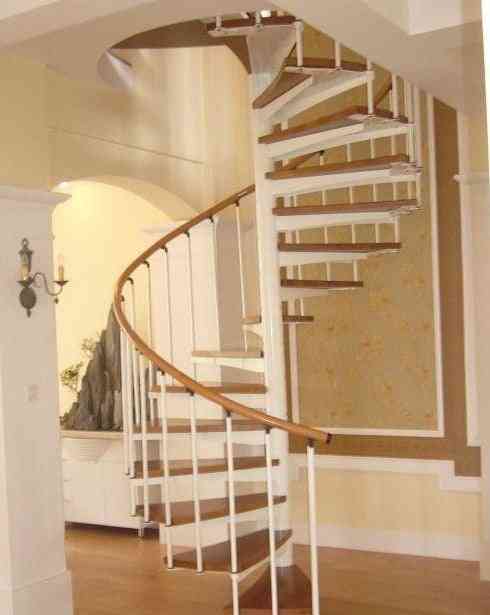 Indoor Steel-wood Spiral Stair For Small Spaces