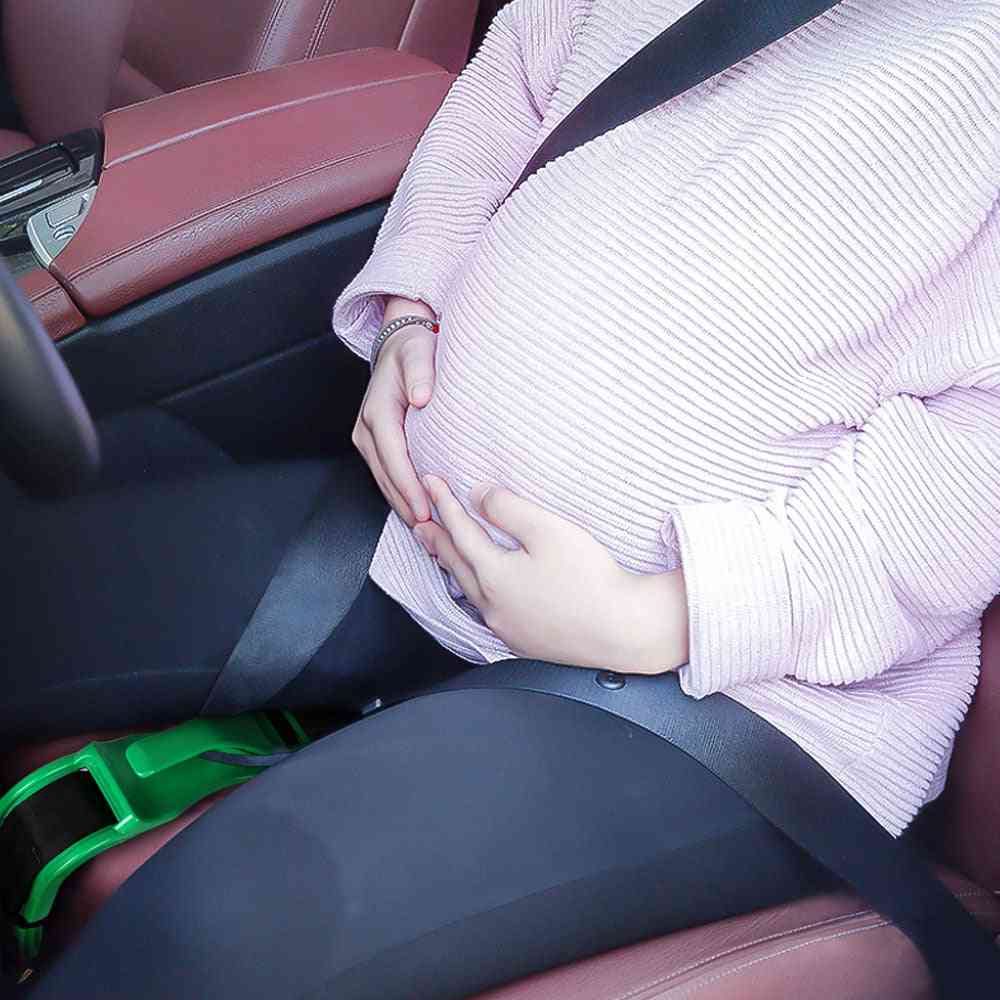 Säätimen mukavuus ja turvallisuus, raskaana oleva nainen, auton turvavyö