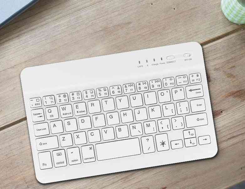 Bezdrátová klávesnice pro kancelář