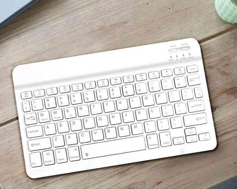 Draadloos toetsenbord voor op kantoor
