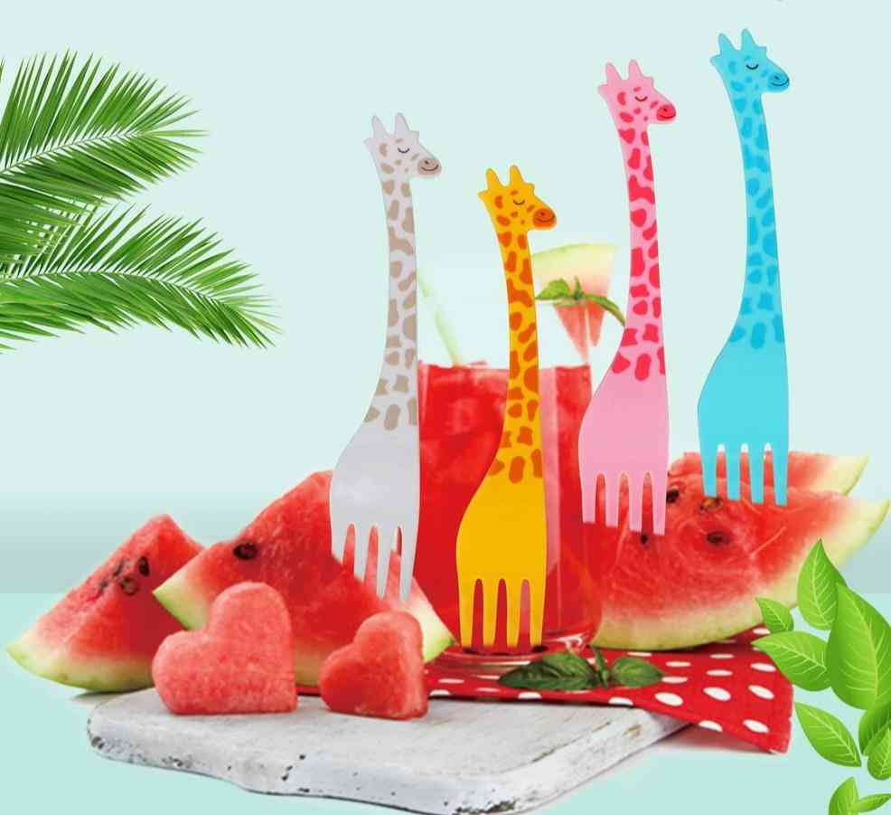 Cartone animato a forma di giraffa cibo raccoglie insalata forchette del deserto