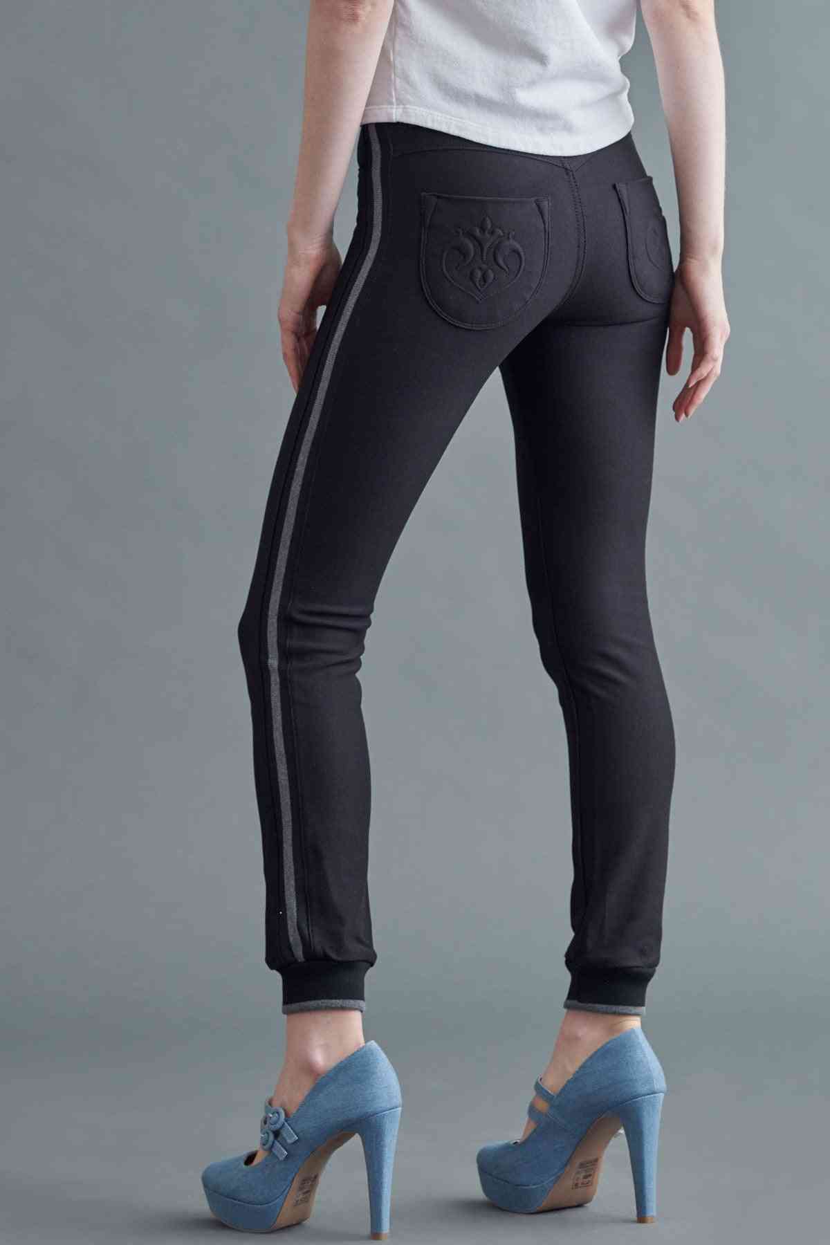 Mid Rise Straight Pant