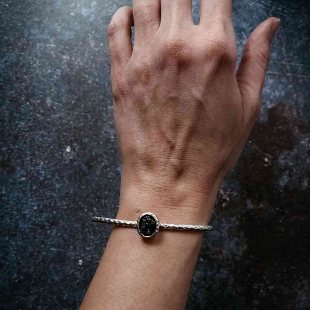 Ovale meteoriet manchet armband