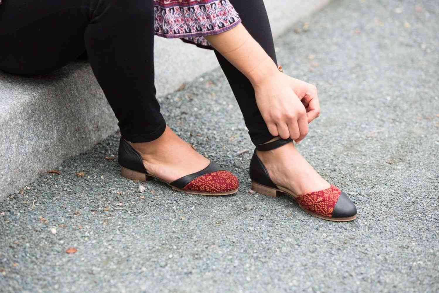 Zapato de vestir clavel - rojo negro