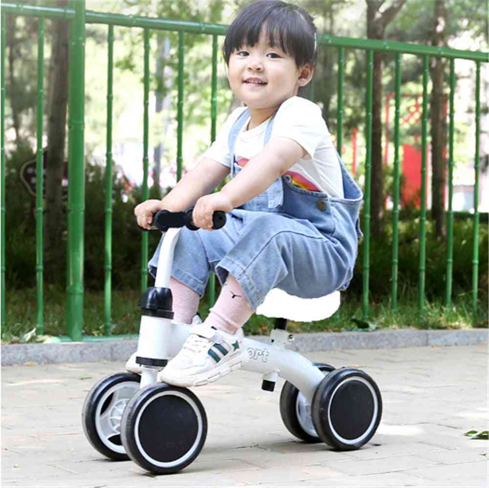 Premergător pentru copii cu bicicletă de echilibru