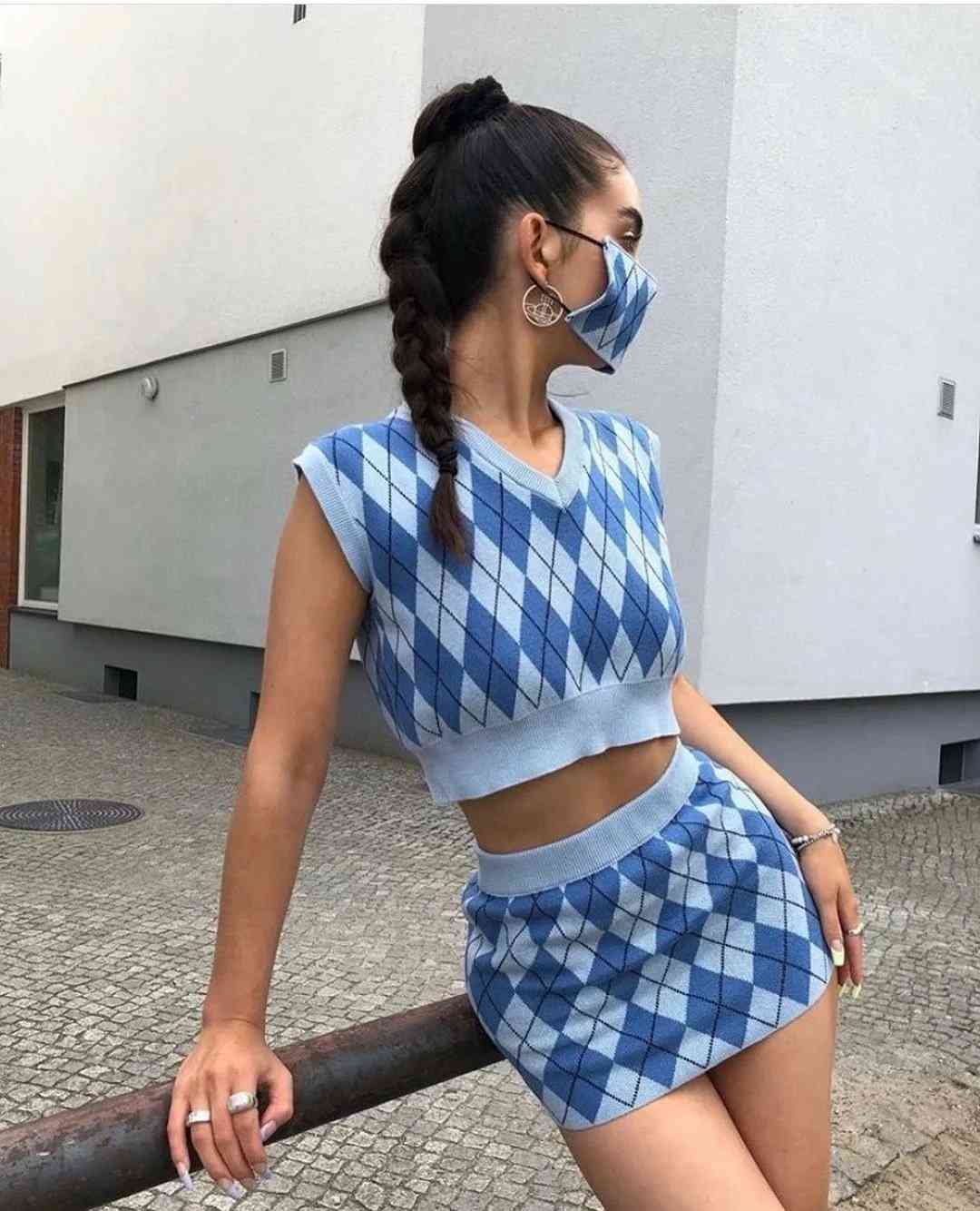 Geometric Printed Crop Top And High Waist Short Skirt Set
