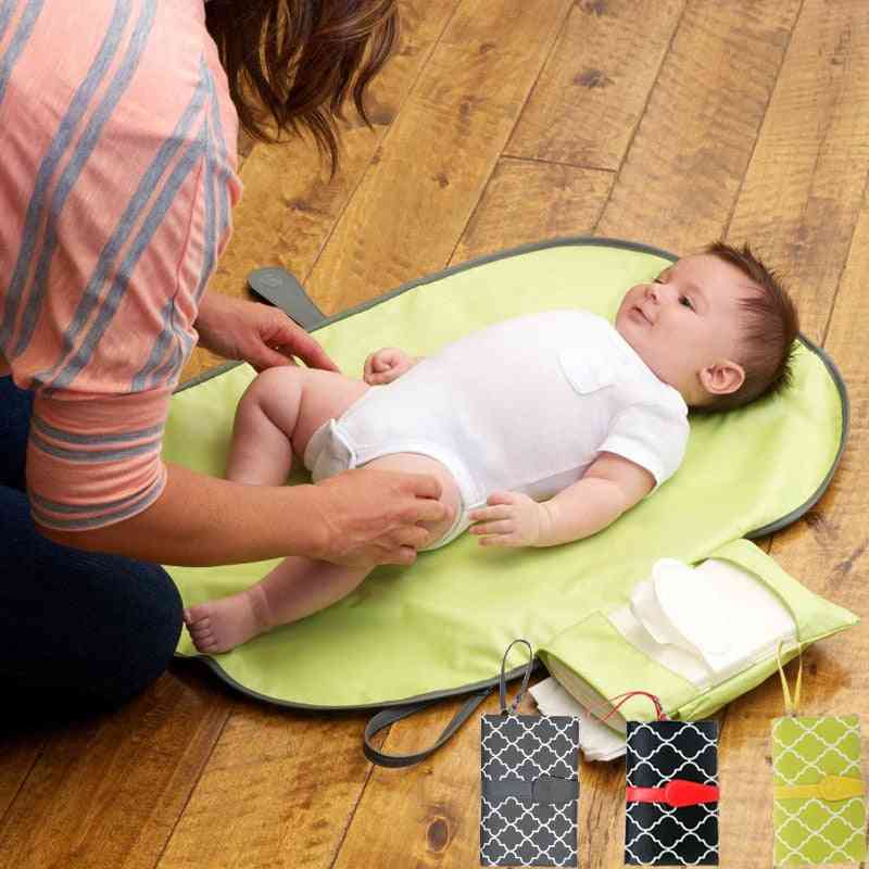 Wodoodporna przenośna mata do przewijania pieluch dla niemowląt;