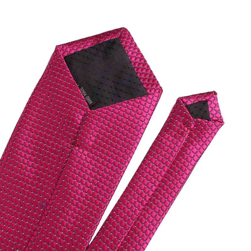 Cravates classiques à carreaux