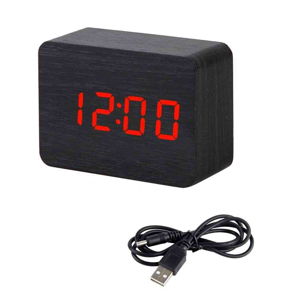 Namizna ura z lesenim digitalnim alarmom