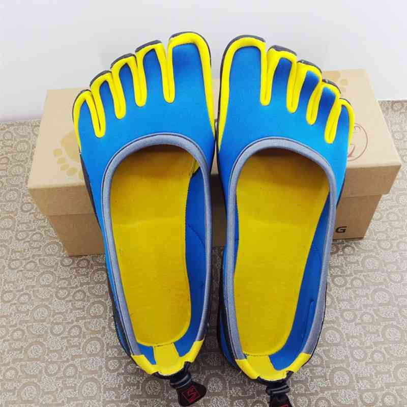 Men/womens Five Toe Summer Ultra Light Breathable Beach Shoes