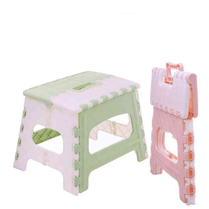 Dětská přenosná plastová skládací stolička