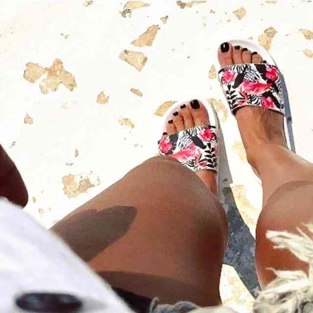 Flamant rose aruba blanc diapositives chaussures