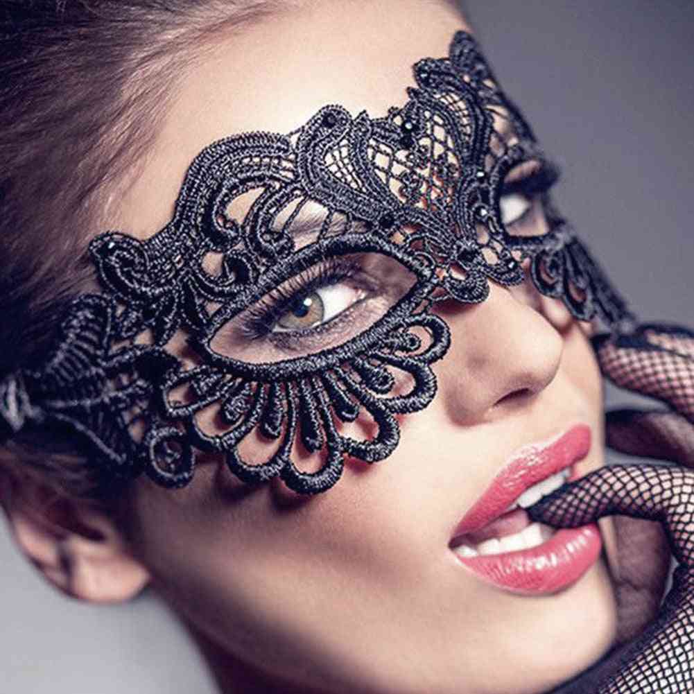 Masque facial de mascarade en dentelle creuse pour femmes