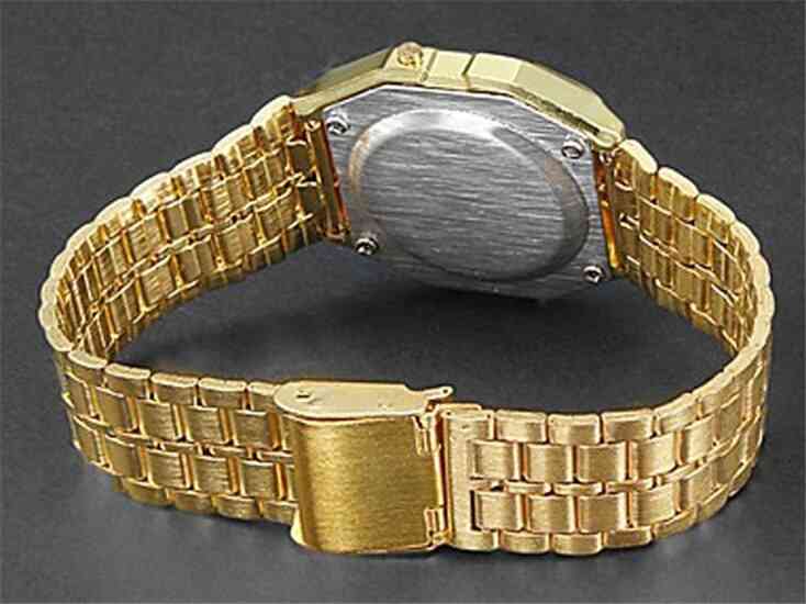 Montre-bracelet de sport à choc en métal rétro à led