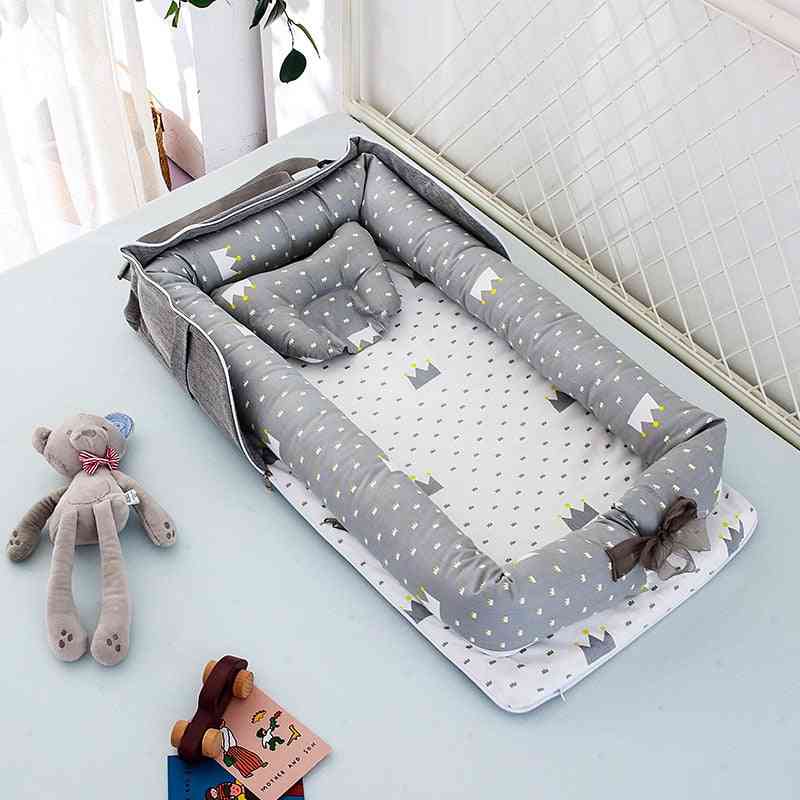 Baby Crib Toddler Bed Portable Bassinet Cotton Fabric Baby Bed.