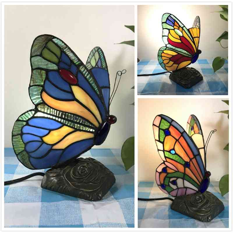 Stolní lampa z barevného skla tiffany motýl