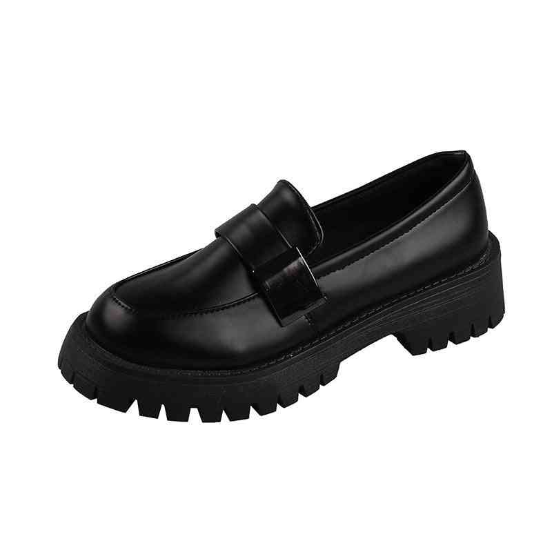 Woman Solid Black Pu Leather Loafers
