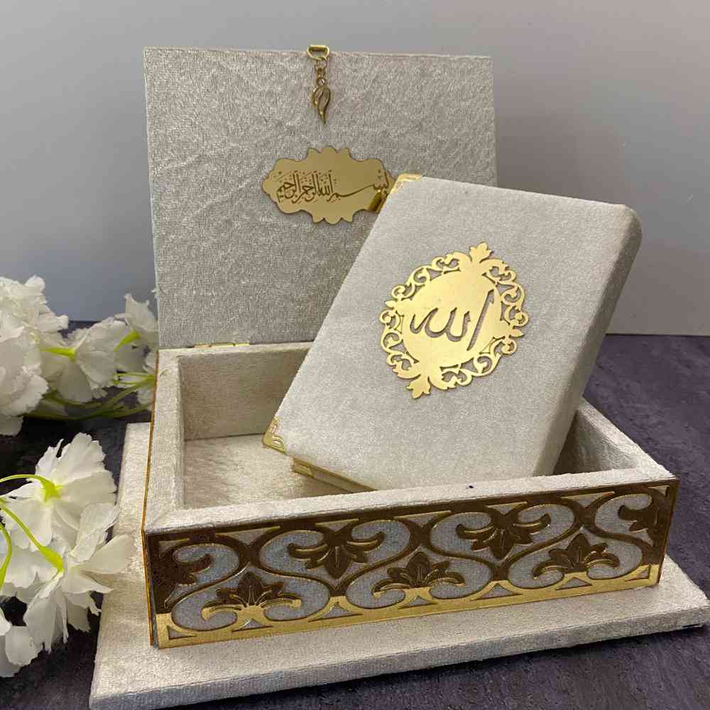 Holy Quran Set Velvet Covered With Beautiful Packed