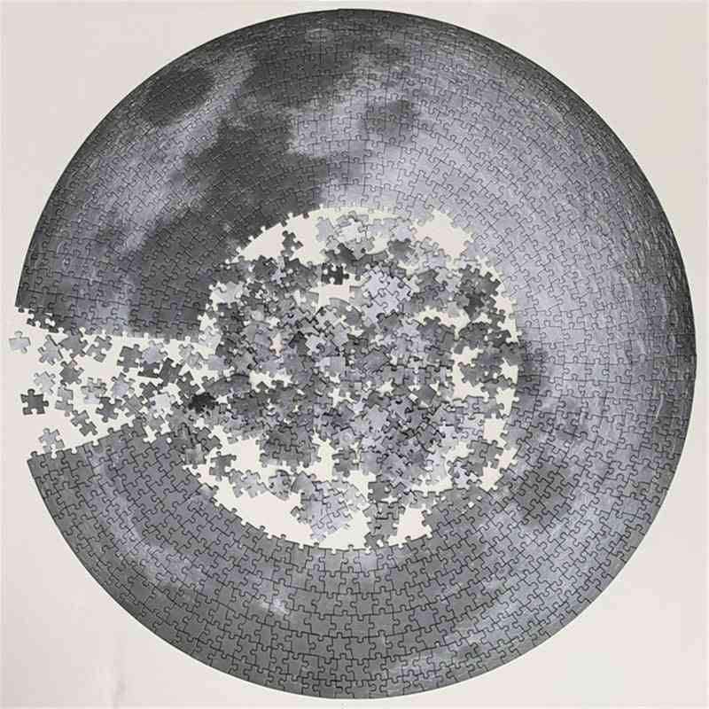 Pyöreä geometrinen maan kuun taivaan palapeli