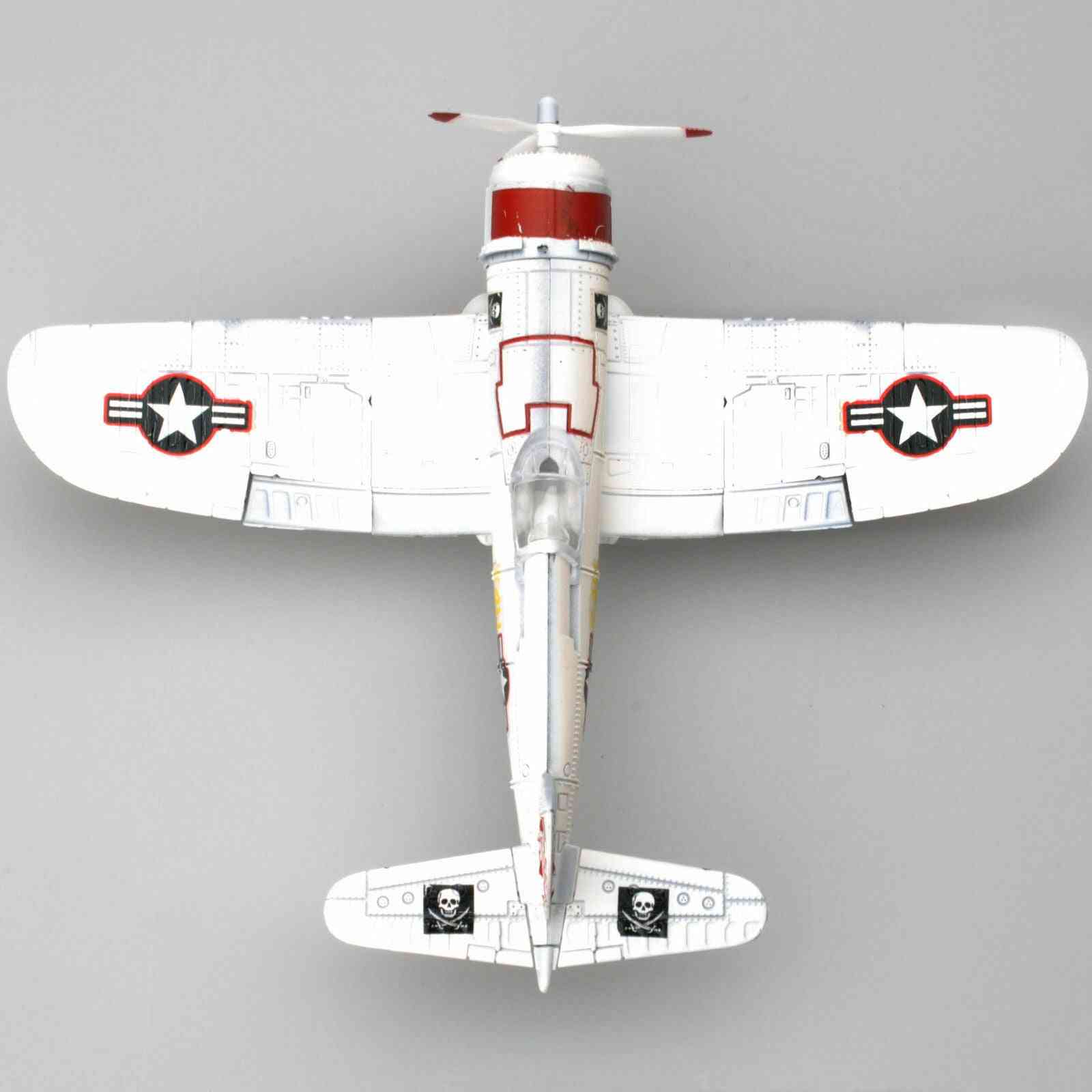 1/48 skala verdenskrig us marinen f4u corsair jagerfly plast fly fly montering modell fly tilfeldig farge