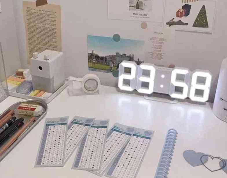 Nordisk digital alarm vägghängande klocka snooze bordsklockor