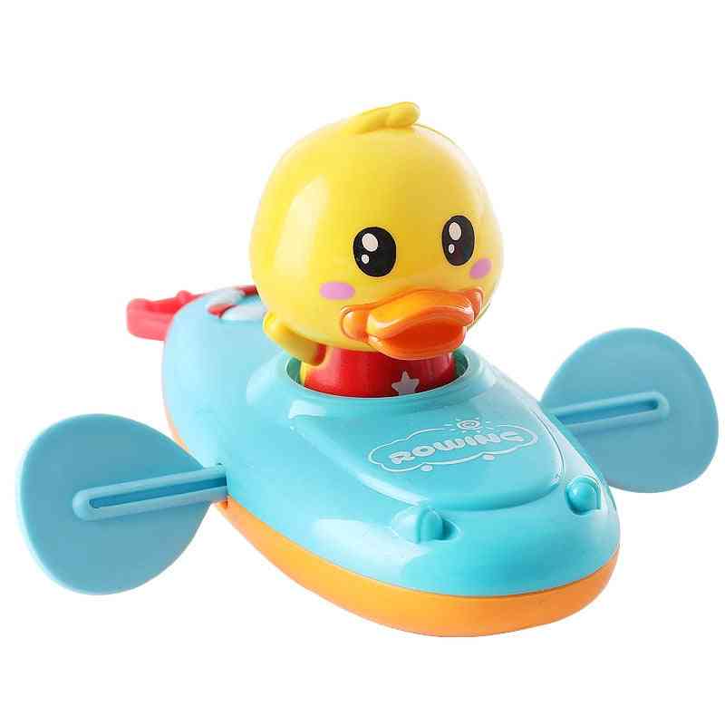 1 Pcs Cute Cartoon Duck Bath Classic Water Toy Back Rowing Boat  Baby Bathing Swim Duck Chain Clockwork Toy For