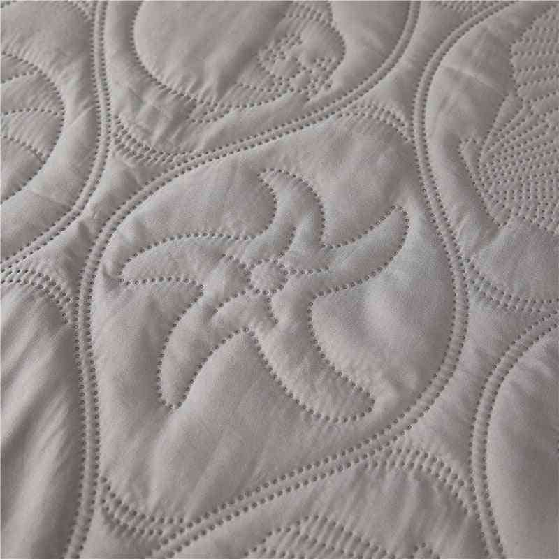 Solid Color Quilted Embossed Waterproof Mattress Protector Cover Set B